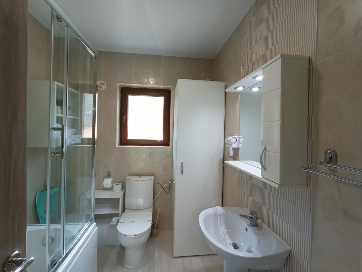 Apartament Eric, Buşteni Extérieur photo